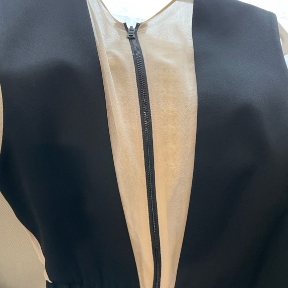 Alice and Olivia Londyn Sheer Panel Wide Leg Jumpsuit Size 6 Like new condition - Picture 5 of 11